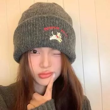 Милая вышитая вязаная шерстяная шапка женская утолщенная теплая осень и зима новый маленький головной убор белый M56-58cm белый