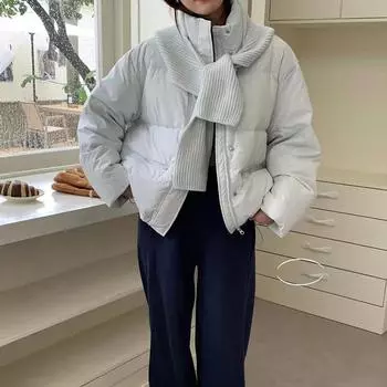 Милая женская короткая куртка-пуховик 2024 года, новая мода, воротник-стойка, съемный шарф, шапка, утолщенная куртка-хлеб, модная One Size зеленый лайм