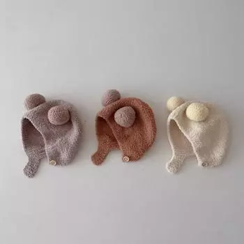 Милая зимняя теплая детская шапка для девочек и мальчиков, флисовая шапка с декором из мяча, лоскутная цветная шапка с защитой ушей, мягкая шапочка для новорожденных