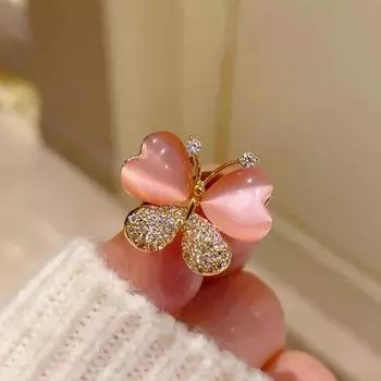 Милые броши-бабочки для женщин, маленькие, свежие, изысканные, сверлильные, насекомые, броши на лацкан, значки, ювелирные изделия, аксессуары для одежды