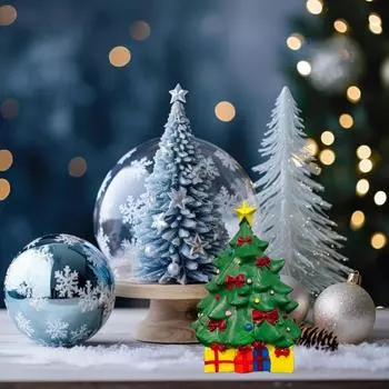 Милые маленькие елочные украшения, теплые украшения на столешнице, предметы интерьера, дополнят праздничную атмосферу. зелёный