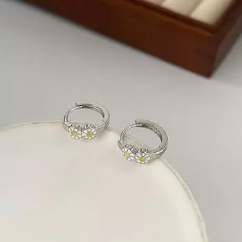 Милые маленькие свежие ромашковые серьги-пряжки с цветами, летние модные маленькие студенческие тренды