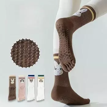 Милые носки для йоги с героями мультфильмов, женские мягкие хлопковые дышащие носки для спортзала, фитнеса и танцев, профессиональные силиконовые нескользящие носки для пилатеса One size