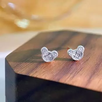 Милые серьги-бисквиты в виде медведя для девушек-студенток, повседневные серьги для прокалывания ушей