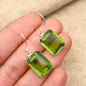 Милые серьги из стерлингового серебра 925 пробы с драгоценным камнем перидот ручной работы для женщин 1.50 Inches зелёный