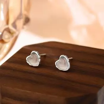 Милые серьги с кошачьим глазом и камнем Love, маленькие и легкие, роскошный нишевый дизайн, для прокалывания ушей в форме сердца