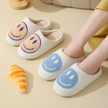Милые тапочки из хлопка с изображением смайликов, осенние и зимние женские домашние нескользящие плюшевые тапочки, осенние и зимние бытовые оптом 36-37 белый