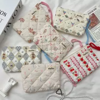 Милый стеганый кошелек для монет: Женская мини-сумка для помады, хранения всякой всячины и держатель для карт 2025