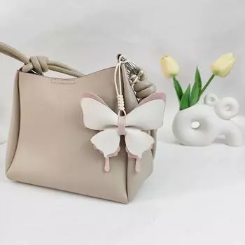 Милый свежий рюкзак украшение PU кожа бабочка шнурок элегантный автомобиль брелки леди фиолетовый