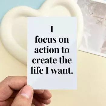 Mind of A Champion Мотивационные открытки для мужчин Ежедневные действия Шаги и утверждения Вдохновляющие открытки для производительности Осознанность Личное чёрный