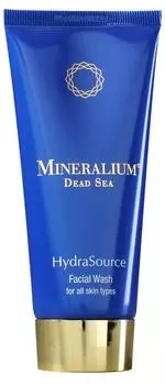 Минеральное очищающее средство для лица для всех типов кожи 100 мл