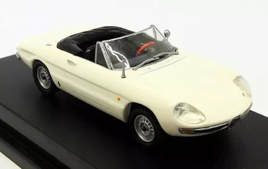 Мини-автомобиль Maxicar Alfa Romeo 1600 Duet Spider 1966 1/43 (белый) [Элемент] белый