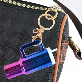 Мини-брелок Stanley Cup, градиентный цветной брелок с буквами для Stanley Cup, аксессуары для рюкзака и сумочки для женщин и девочек разноцветный