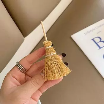 Мини деревянная модель метлы заколка для волос шпилька для женщин шпильки зажим для волос заколки заколки для волос аксессуары для волос ювелирные изделия для девочек 1pc