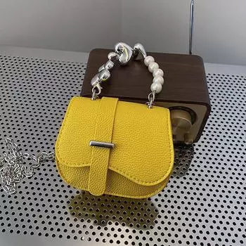 Мини модная текстура весенняя женская сумка 2024 новый тренд конфетного цвета маленькая сумка сумка с жемчужной цепочкой сумка-мессенджер чёрный