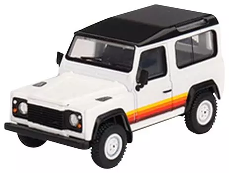 MINI GT Land Rover Defender 90 Wagon White Completed Product 1/64 (Right Handle) MGT00378-R