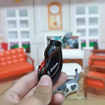 Мини-клюшки для гольфа с сумкой Модель для украшения кукольного домика Миниатюрные аксессуары для кукольного домика Миниатюрная модель сцены Микроландшафт