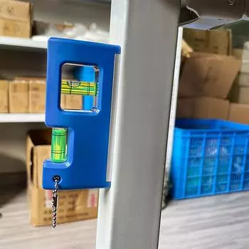 Мини-магнитный карманный уровень с двумя пузырьками спиртового уровня, металлический брелок и крючок, удобная переноска и хранение для плитки