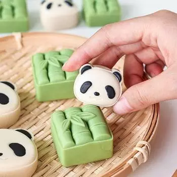 Mini Panda Bamboo Mooncake Mold Plastic Embossed Stamp Hand Pressure Tool Moon Cake Mould Baking panda