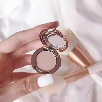 Мини-пудра для нанесения Образец пудры Стойкий контроль жирности Водонепроницаемая основа Натуральный осветляет тон кожи Мини-пудра для макияжа 01