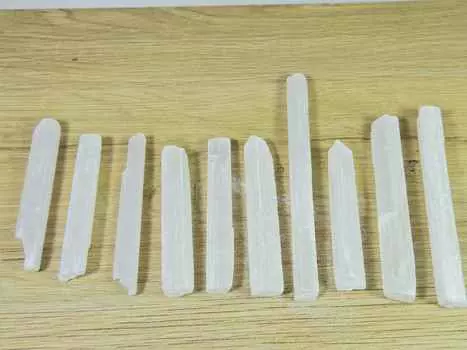 Мини селенитовый карандашный кристалл драгоценный камень россыпью 10 шт. лот 50-84 мм 293 карата. РQ-2860