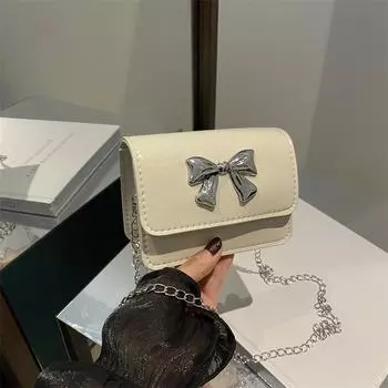 Мини серебряная сумка женская 2025 модная сумка-мессенджер с цепочкой для помады универсальная серебряный