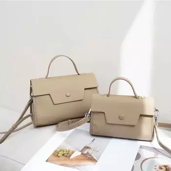 Мини-сумка-подушка: Модная осенне-зимняя женская сумка-мессенджер из натуральной кожи в японском и корейском стиле Small 19*9*12 хаки