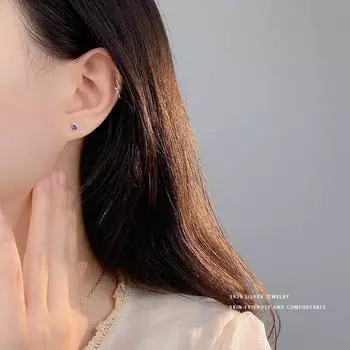 Мини треугольные серьги-гвоздики из циркония для женщин, изысканные, блестящие, компактные, изысканные и роскошные