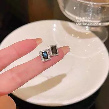 Миниатюрные геометрические квадратные серьги из серебра 925 пробы — элегантный и модный дизайн серебряный