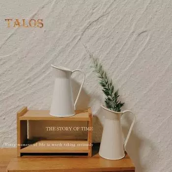 Миниатюрный кувшин из сплава для кукольного домика, мини-ваза с ручкой, держатель для цветов, модель кувшина для 1:6 и 1:12 масштабных кукольных домиков белый