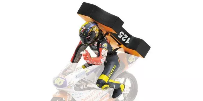 Minichamps scale Rossi 1st WC GP125 BRNO 1997 finished product 1/12
