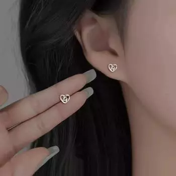 Минималистичные полые серьги в форме сердца с серебряными иглами — модный, легкий и роскошный аксессуар высокого класса Needle серебряный