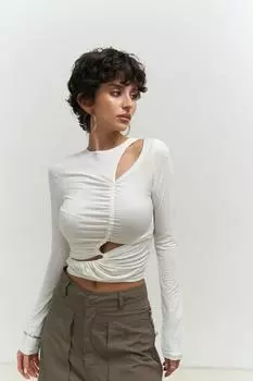 Mira Белая блузка с длинными рукавами и рюшами