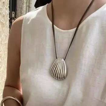 Мисс Ву Софиб * Хай Серебряное ожерелье в виде гребешка, длинная коричневая веревка, узелковая цепочка для свитера из ракушек