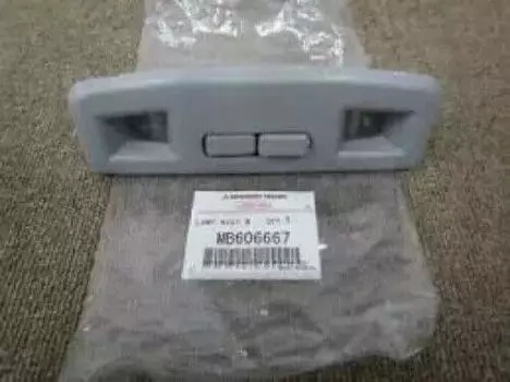 MITSUBISHI L200 / TRITON/ STRADA K74T K75T LAMP ASSY ROOM FRONT MB606667 truck