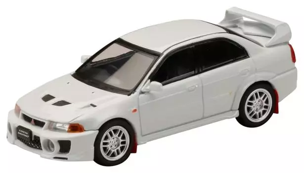 Mitsubishi Lancer GSR Evolution 5 1998 Scotia White с брызговиком 1/64 (CP9A)