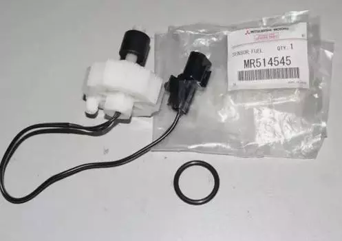 Mitsubishi Pajero NM to NP 2001-2006 Genuine Fuel Filter Sensor , Switch Assy
