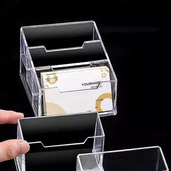 Многоцелевой настольный держатель для визитных карточек. Прозрачный держатель для карточек с именем. 3 наклонных слота для карт. Емкость на 210 карт. 1