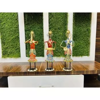 Многоцветный набор из 3 раджастханских племенных металлических изделий ручной работы музыканта, выставочный образец, статуэтка, настольные декоративные предметы для дома