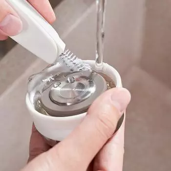 Многофункциональная щетка для чистки термобутылок и чашек — конструкция 3 в 1 для чистки горловины, пазов крышки и щелей для пятен