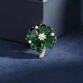 Многофункциональная супер яркая сладкая и свежая брошь в форме циркона с инкрустацией в виде нишевой высококачественной одежды для весны и лета в виде травы удачи красный