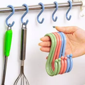 Многофункциональный полезный крючок для задней двери. Кухонный крючок для гардероба Крючок без гвоздей Ванная комната Дом Гостиная Пластиковый S-образный. Крючок для хранения креативных украшений Green-L/4Pcs
