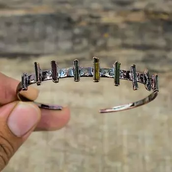 Многогранный турмалиновый браслет-манжета из грубой меди, гальванопластический браслет с драгоценными камнями, регулируемый браслет, гальванопластические ювелирные изделия ручной работы, подарок на годовщину