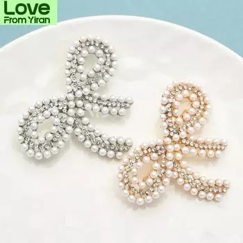 Множество дизайнов брошей Коллекция жемчужно-эмалевых стразовых сердечек-бантов Брошь-булавки Подарки красный