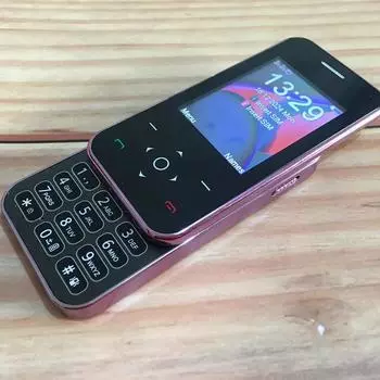 Мобильный телефон-слайдер с чехлом 2,4 дюйма, 2G GSM, две SIM-карты, MP3, MP4, камера, волшебный голос, фонарик, быстрый набор, FM, мини-телефон для леди золотой