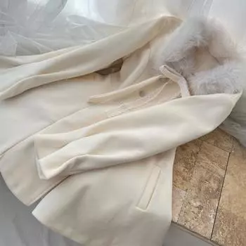 МОДА2024 Зимняя новинка Зимняя леди Золотая шерстяная куртка с меховым воротником и поясом, приталенное двубортное пальто, женская одежда S