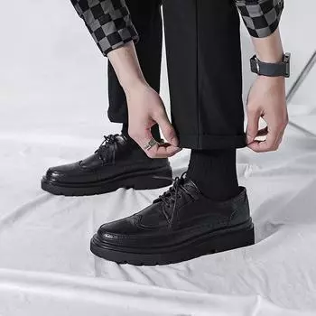 Мода 2024 года, британский стиль, мужские трендовые роскошные броги, мужские свадебные кожаные туфли, черные с черными балетками, формальные туфли для мужчин 38 чёрный