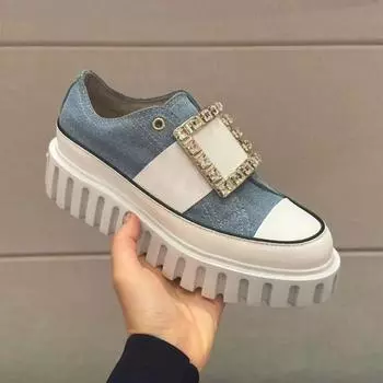 Мода 2024 года, европейские и американские осенние женские туфли из парусины со стразами и квадратной пряжкой, обувь на увеличенной платформе, спортивная повседневная обувь 34 чёрный