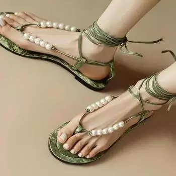 Мода 2024 года, горячая распродажа обуви для женщин, женские сандалии с перекрестными шнурками, модные повседневные сандалии с бисером, женские брендовые сандалии на плоской подошве с открытым носком 35 зелёный