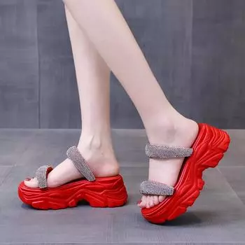 Мода 2024 года, летние босоножки на танкетке с высоким каблуком, женские, блестящие, толстые, шлепанцы, тапочки, 7 см, блестящие, кристаллы, толстые, женские сандалии на платформе 35 бежевый